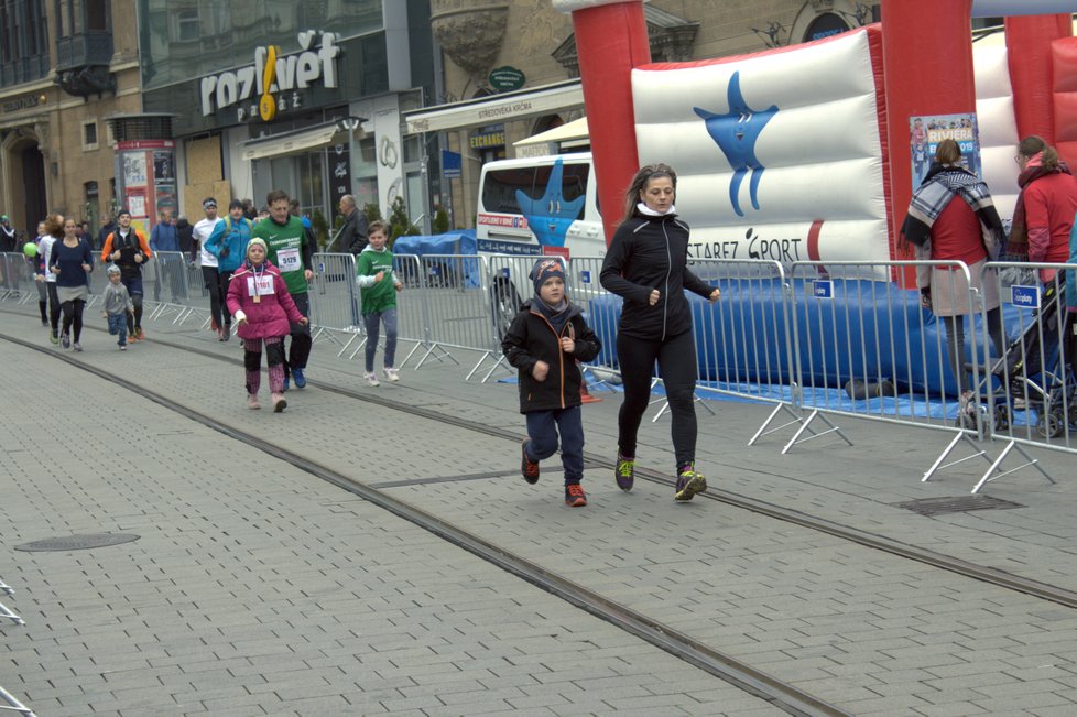 Součástí programu půlmaratonu byl od desáté hodiny ranní i speciální charitativní běh.