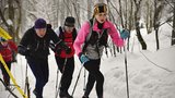 Borci vybíhají nonstop Lysou Horu: Vítěz se bude muset porvat se 160 kilometry ve dvou metrech sněhu