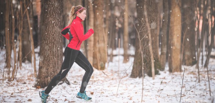 Sportujte i v zimě: pravidla pro běhání v chladném období