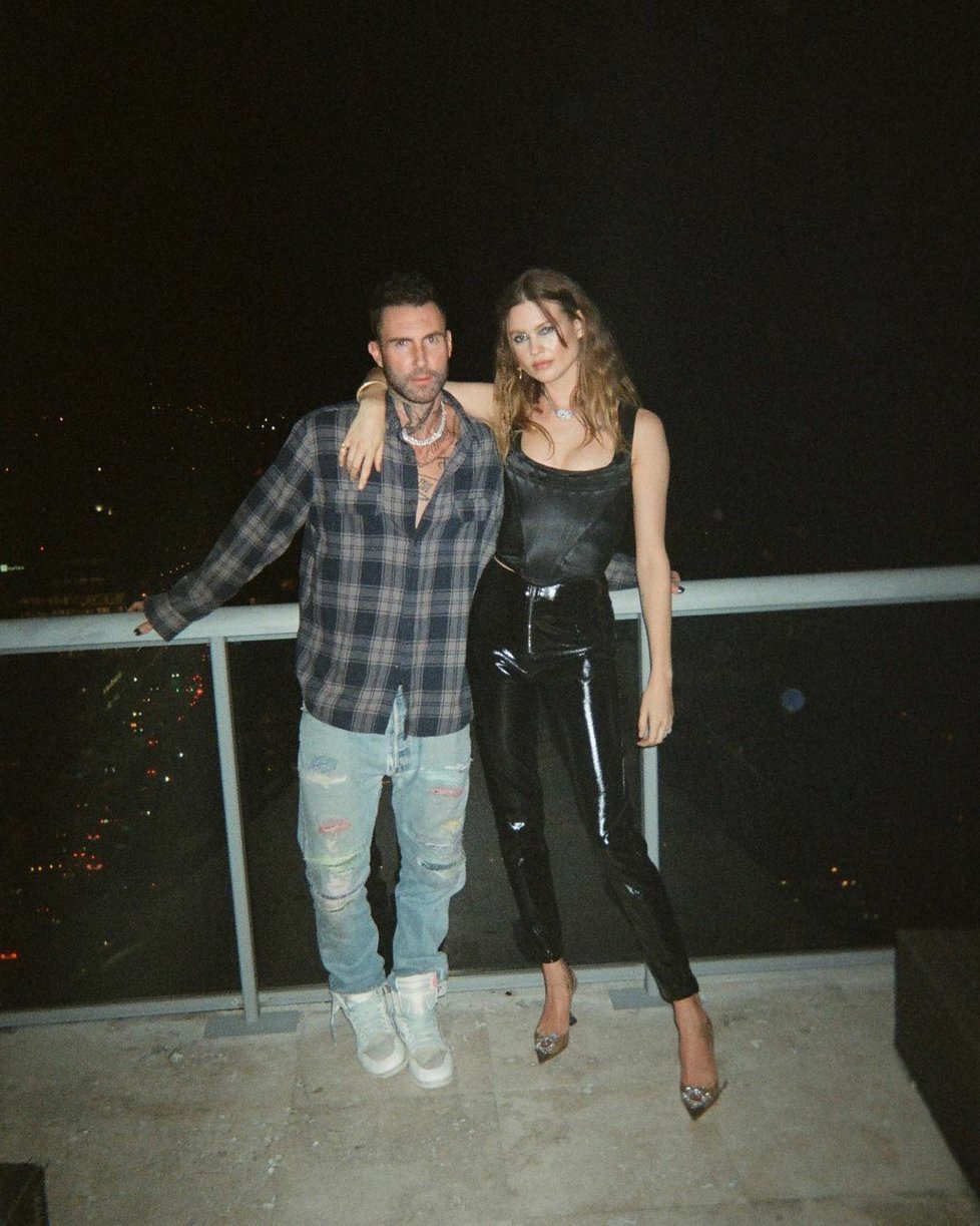 Modelka Behati Prinsloo a Adam Levine