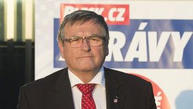 Hejtman Jiří Běhounek při předvolební debatě Blesku v Jihlavě