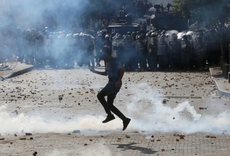 Demonstrace v Bejrútu, (8.08.2020).