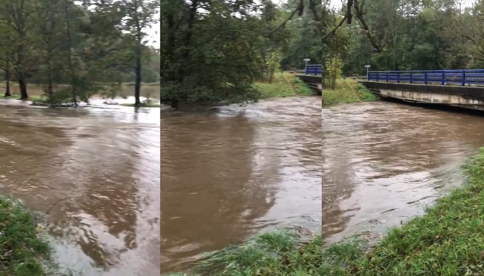 Takhle se rozlila řeka Bělá. (14.10.2020)