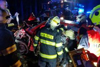 Tragická nehoda na Kladensku: Dva mrtví a tři zranění