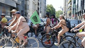 V Bruselu se v sobotu 21. června uskutečnil 20. ročník cyklojízdy Cyclonudista.