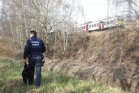 Nešťastník v Brně: Mladík chtěl skočit pod vlak kvůli tomu, že ztratil mobil