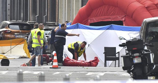 Útočník z Lutychu vraždil už den před střelbou. Spoluvězně umlátil kladivem