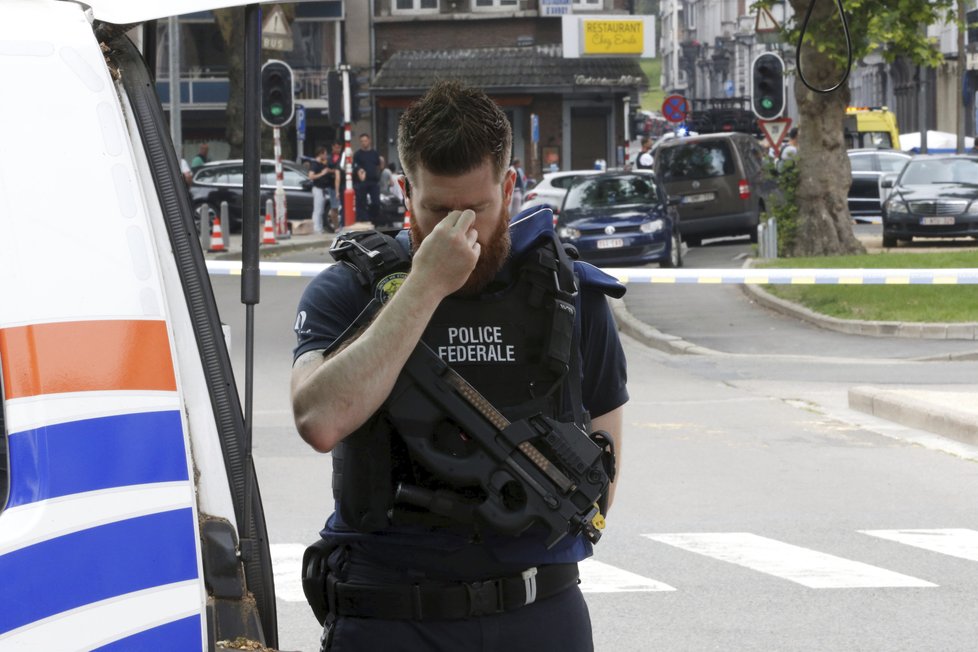 Ozbrojený muž v belgickém Lutychu zastřelil dva policisty a kolemjdoucího.