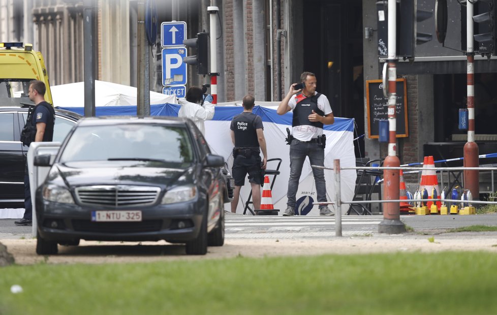 Ozbrojený muž v belgickém Lutychu zastřelil dva policisty a kolemjdoucího.