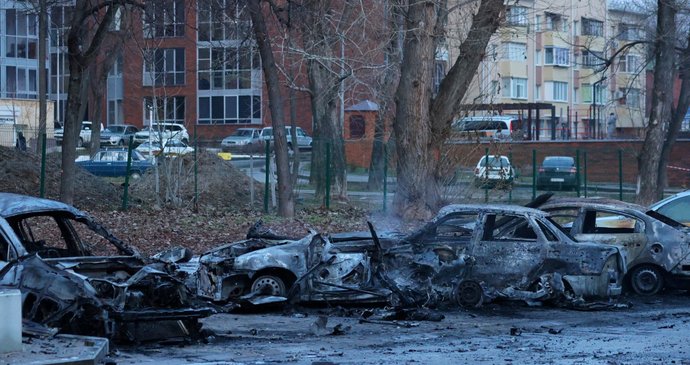 Město duchů Bělgorod: Sirény a letecké poplachy zní každý den, Rusové prchají uprostřed zkázy