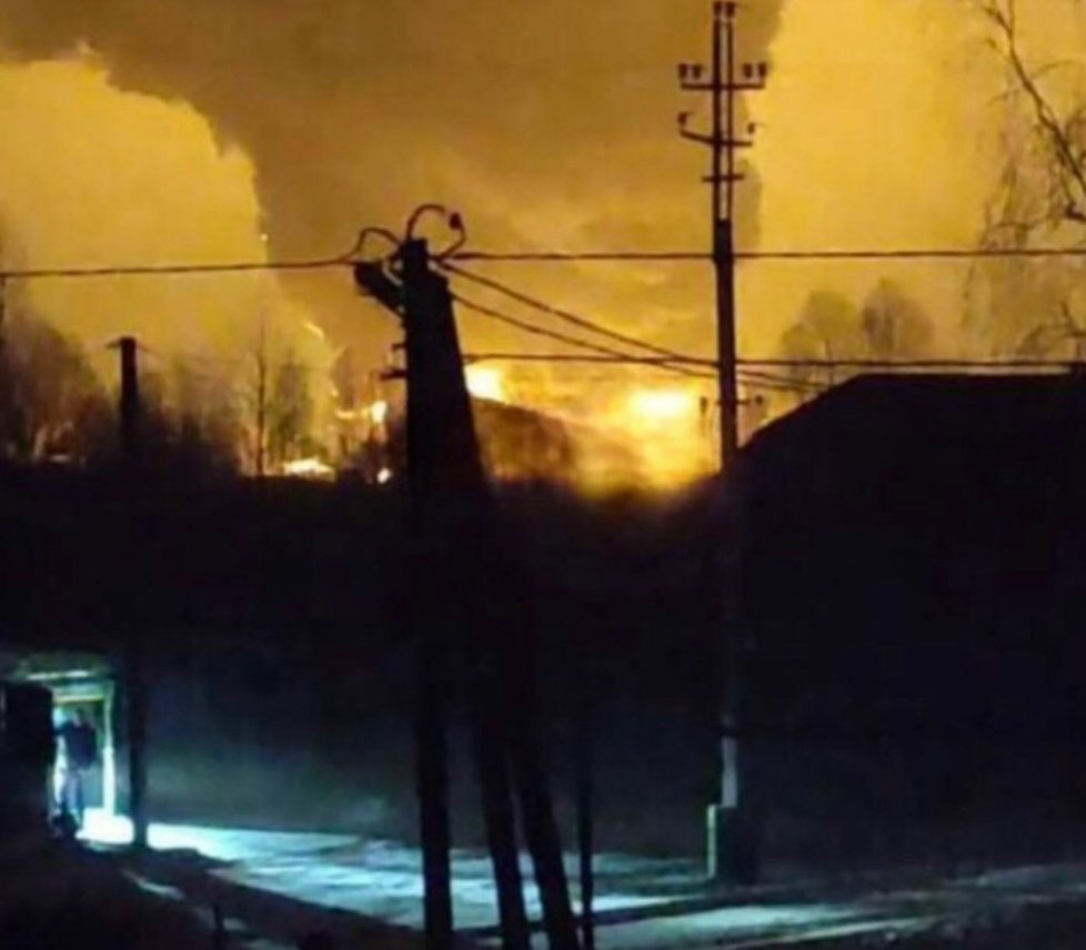 Požár v ruské Belgorodské oblasti (4.2.2022)