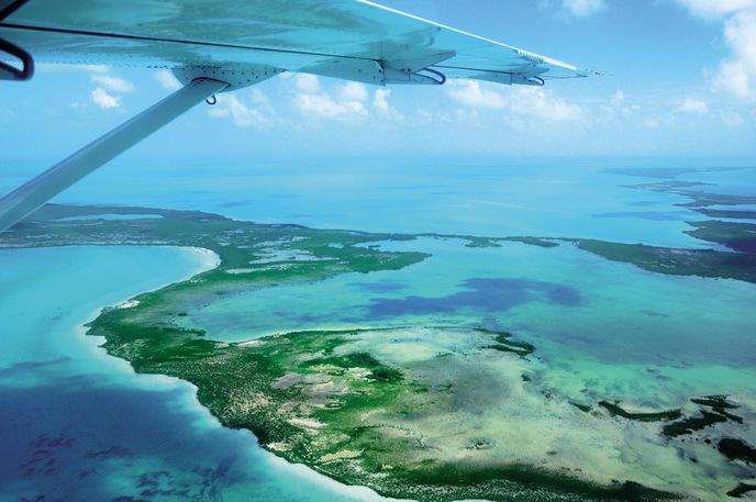 Belize: Přelet z hlavního města na ostrov Ambergeris Caye