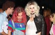 Bella Thorne s přítelem, který si říká Mod Sun, se oblékli jako vražedná panenka Chucky a jeho nevěsta Tiffany