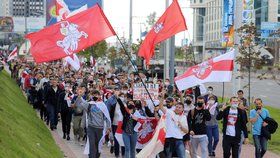 Protivládní protest v běloruském Minsku. Účastnilo se ho zhruba 100 tisíc lidí (13. 9. 2020)