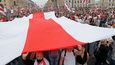 V Minsku proti Lukašenkovi demonstrují desítky tisíc lidí