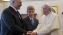 Papež František, Lukašenko junior a Lukašenko senior