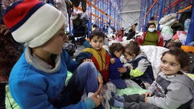 Mezi migranty na bělorusko-polské hranici je i mnoho dětí (18.11.2021)