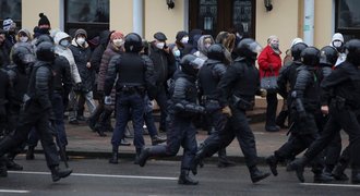 Fasel a spol. dostali za trapnou frašku facku: podívejte se do garáže, čím jezdíte