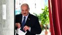 Volby v Bělorusku: Lukašenko u volební urny, (9.08.2020).