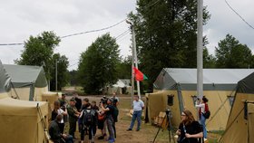 Bělorusko: Exkurze novinářů ve stanovém táboře