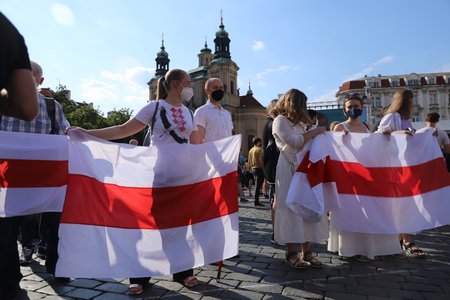 Vůdkyně běloruské opozice Svjatlana Cichanouská na návštěvě v Praze. Na Staroměstském náměstí se při té příležitosti konal protest Společně za Bělorusko. (7. červen 2021)