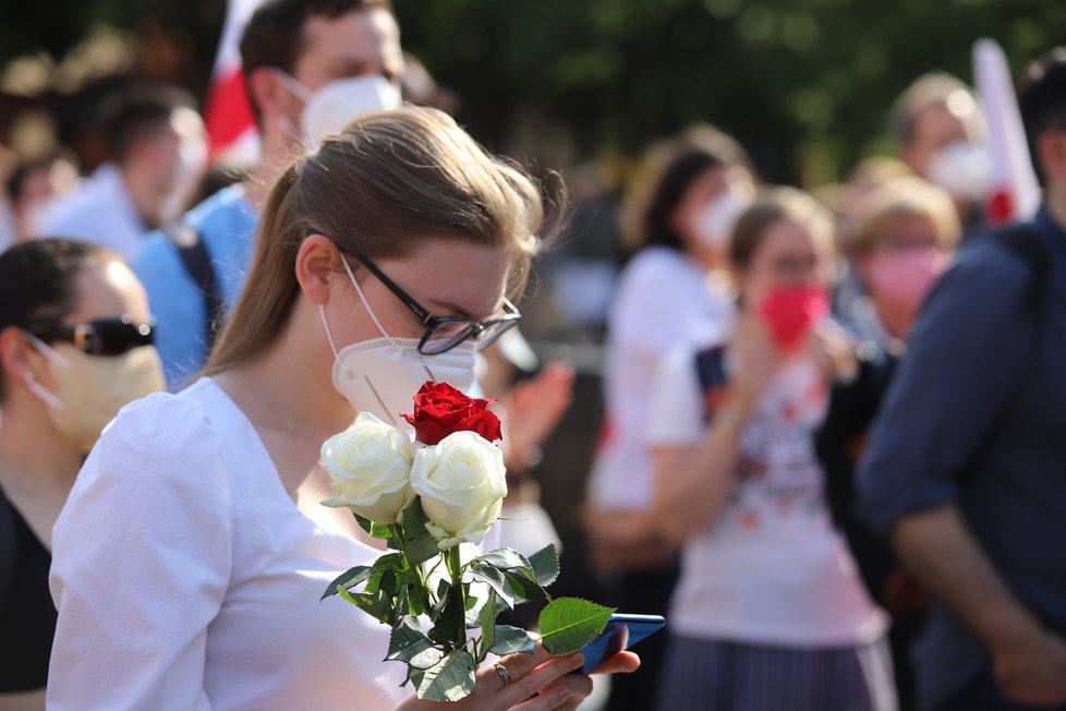 Vůdkyně běloruské opozice Svjatlana Cichanouská na návštěvě v Praze. Na Staroměstském náměstí se při té příležitosti konal protest Společně za Bělorusko. (7. červen 2021)