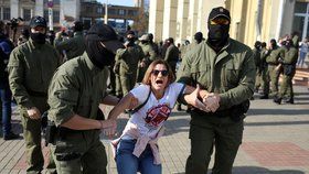 Zatýkání během protestů v Bělorusku (26. 9. 2020)