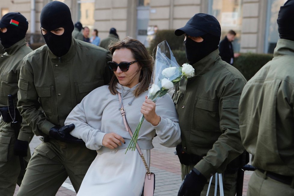 Zatýkání během protestů v Bělorusku (26. 9. 2020)