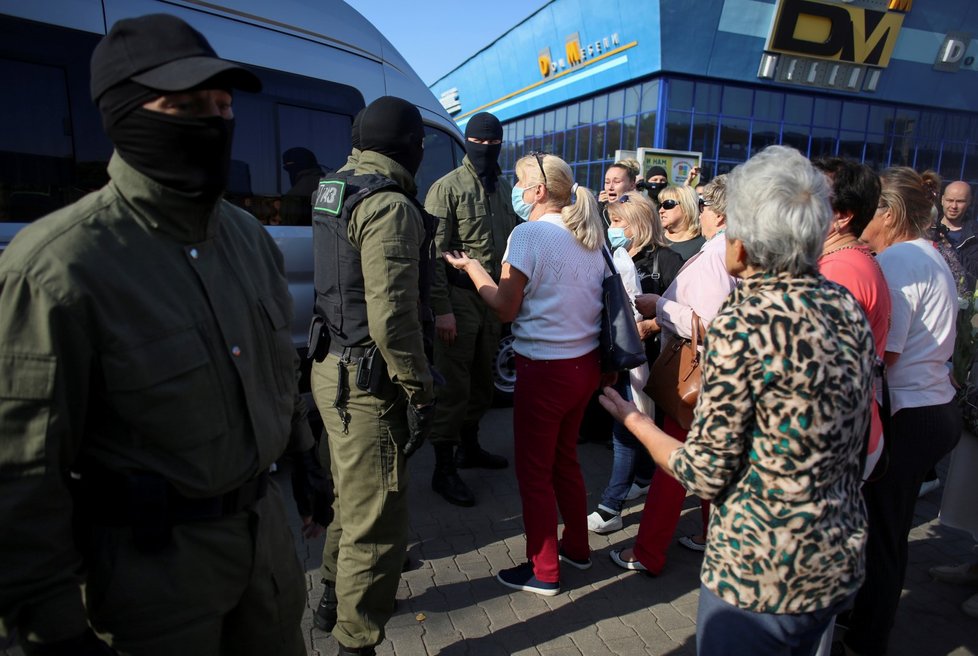 Zatýkání během protestů v Bělorusku (26. 9. 2020)