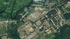 Satelitní pohled na vojenskou základnu Tseľ poblíž města Asipovičy v Mohylevské oblasti v Bělorusku (20. 7.  2023)