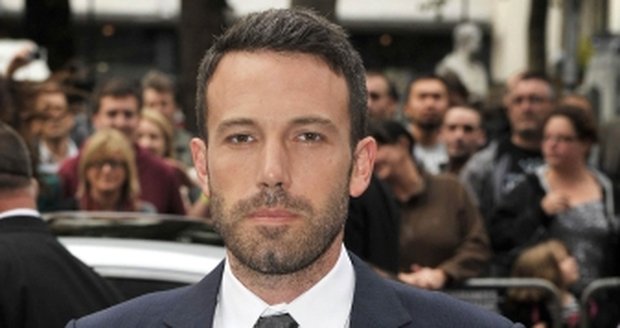 Ben Affleck sklízí úspěch v Americe jako režisér. Jeho film trhá rekordy návštěvnosti.