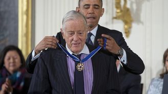 Zemřel Ben Bradlee, bývalý šéfredaktor The Washington Post, který sehrál důležitou roli v aféře Watergate