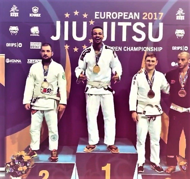 Ben Cristovao po zisku zlaté medaile na mistrovství Evropy v brazilském jiu jitsu