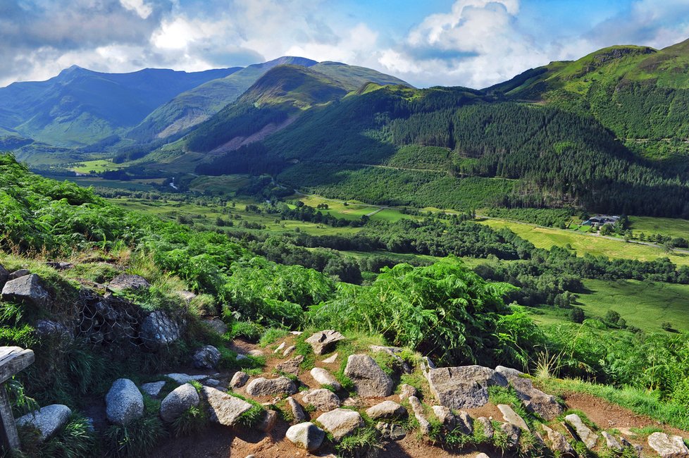 Údolí u hory Ben Nevis