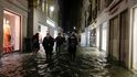 Vydatné deště zaplavily skoro polovinu historického centra Benátek., (13.11.2019).