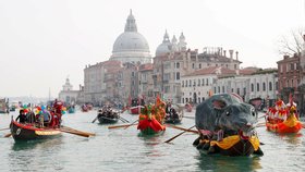 V Benátkách se jako každý rok uskutečnil karneval