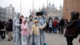 Benátky naplno zasáhly obavy z nového koronaviru (23. 2. 2020).