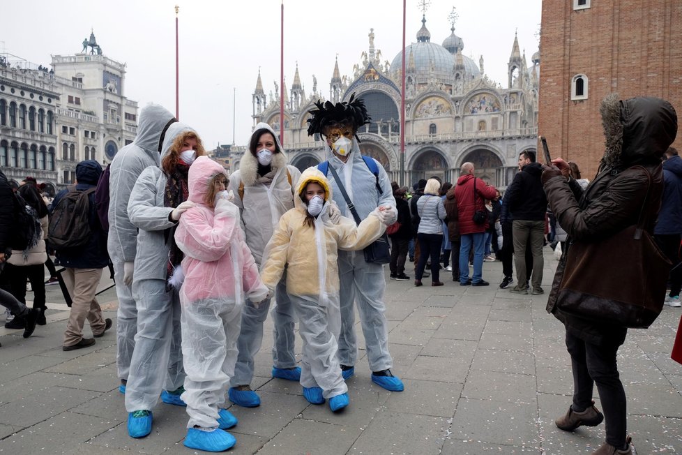 Benátky naplno zasáhly obavy z nového koronaviru (23. 2. 2020)