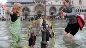 Ulice Benátek jsou zalité vodou
