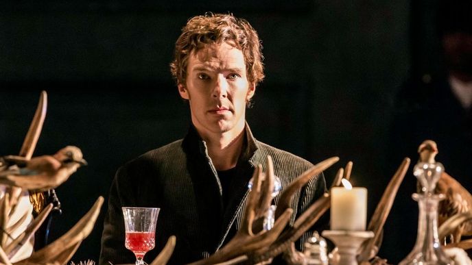 Benedict Cumberbatch jako Hamlet