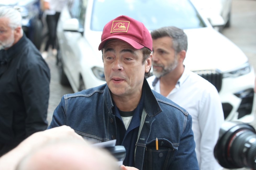 Benicio Del Toro přijel do Karlových Varů.
