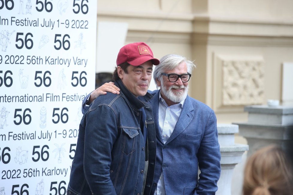 Benicio Del Toro a Jiří Bartoška