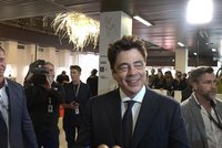 Oscarová hvězda Benicio del Toro: Na pití si musím dávat pozor! A čím překvapil ve Varech?