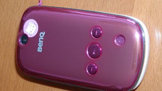 BenQ zvažuje po letech návrat k mobilním telefonům