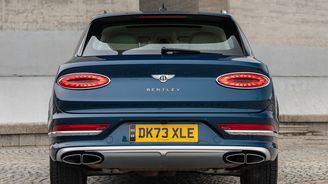 Bentley Bentayga EWB V8 Bentley Bentayga EWB V8