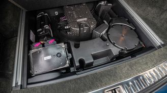 Bentley Bentayga EWB V8 Bentley Bentayga EWB V8