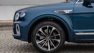 Bentley Bentayga EWB V8 Bentley Bentayga EWB V8