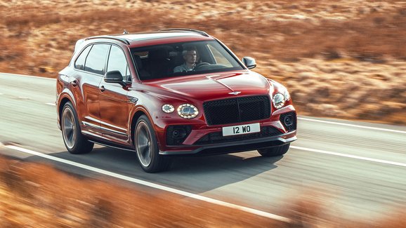 Nové Bentley Bentayga S přijíždí s motorem V8 a důrazem na sportovní jízdu