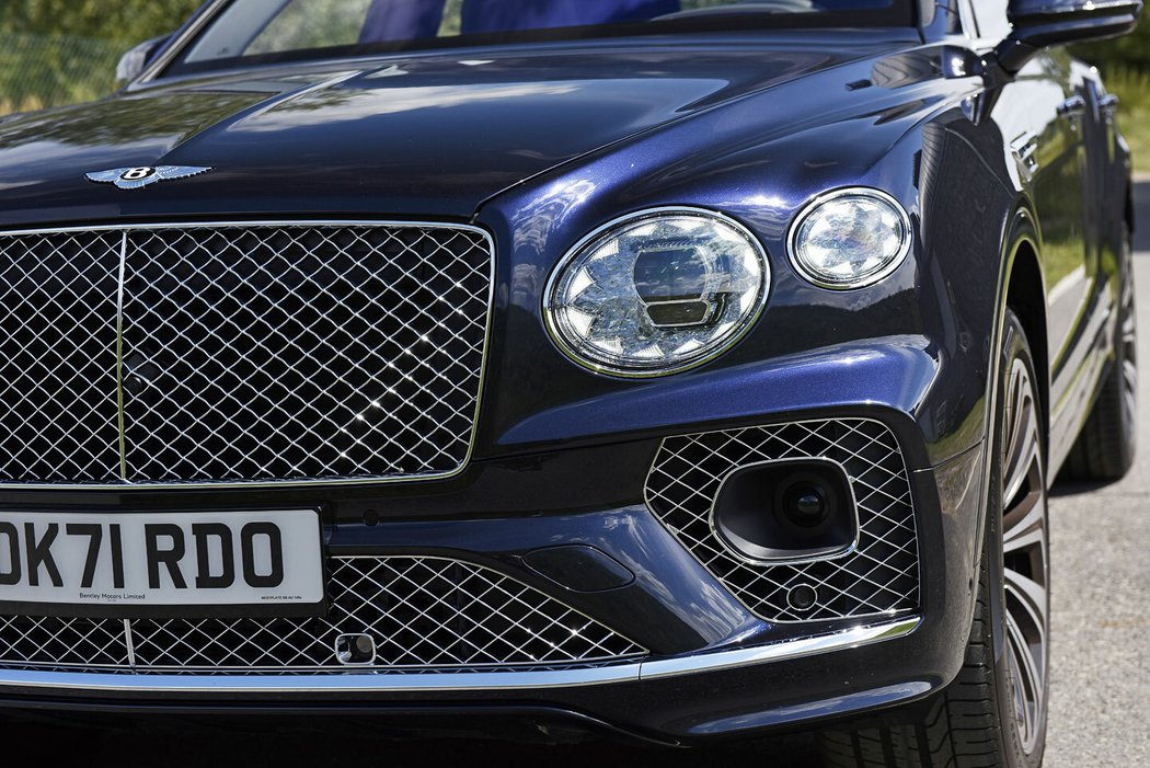 Bentley Bentayga V8