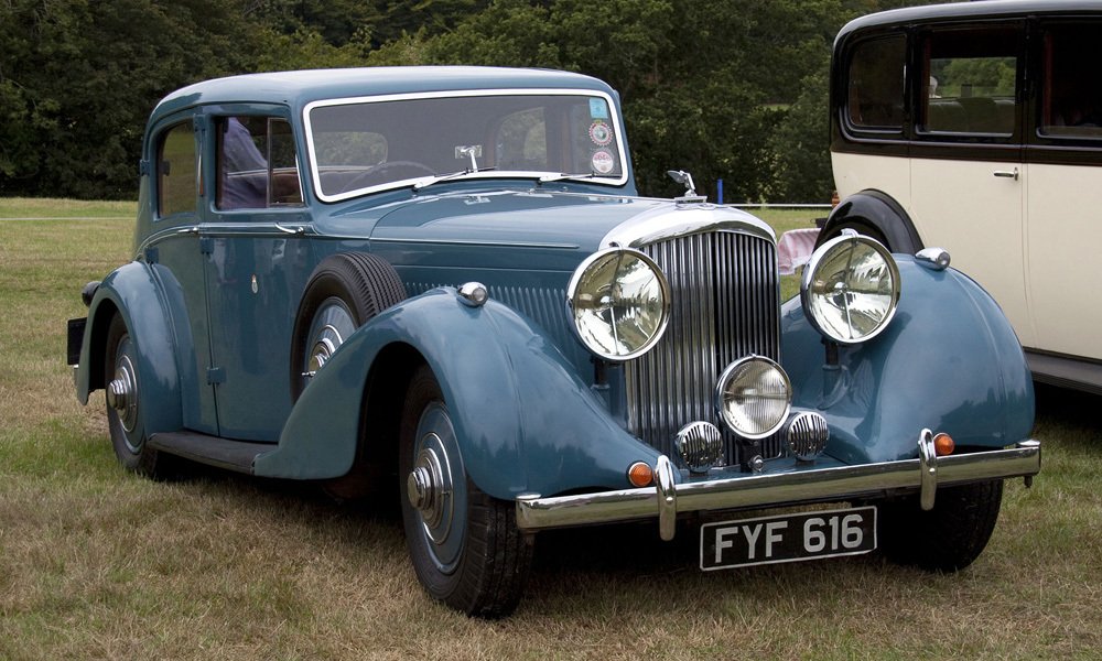 Výroba podvozků Bentley 4¼ Litre skončila v roce 1939, ale některé finální vozy se prodávaly ještě v roce 1940.